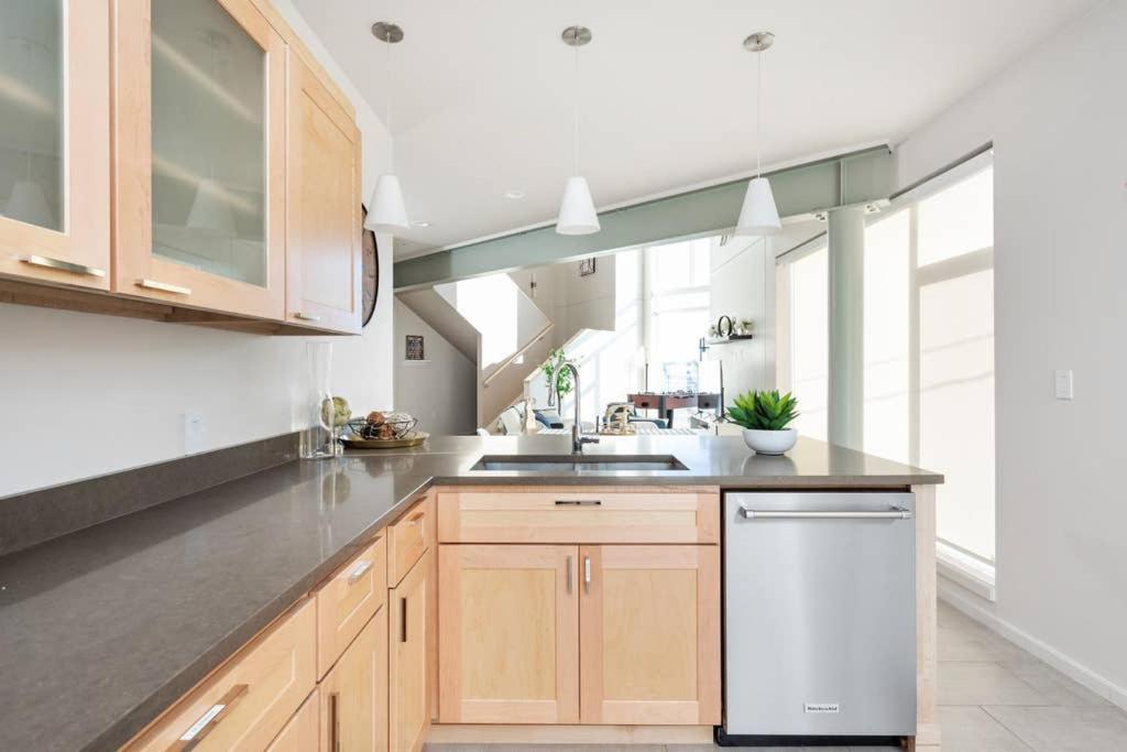 Upscale 3Br Penthouse By Cozysuites Indianapolis Extérieur photo